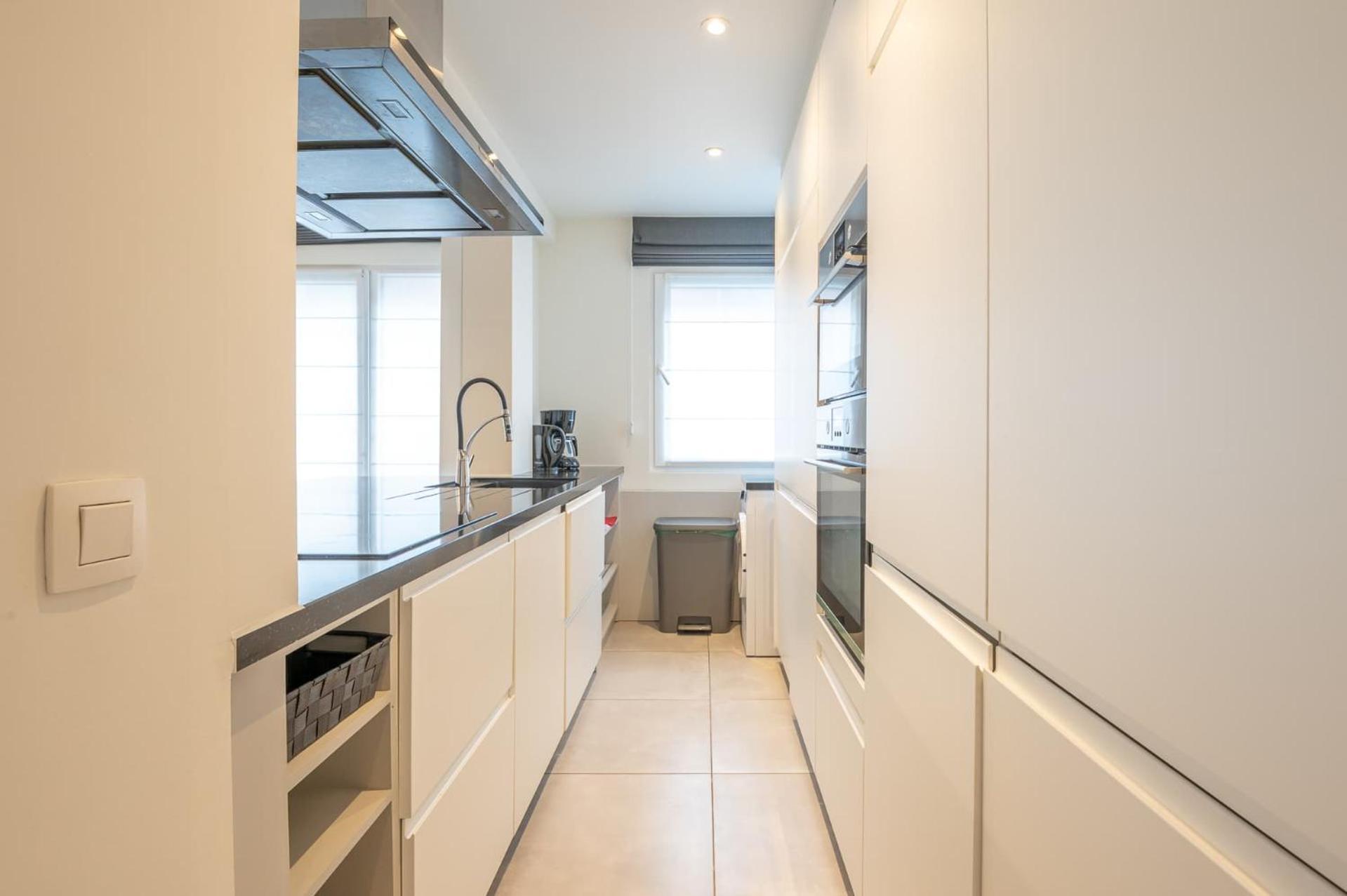 Amazing For 8 With Parking Space Ostend