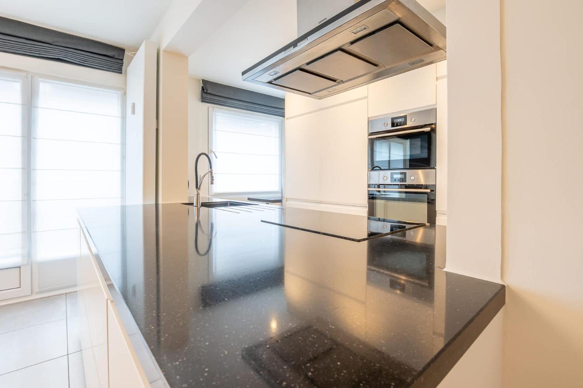 Amazing For 8 With Parking Space * Ostend